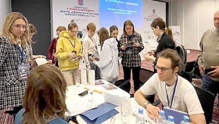 Более 150 участников собрала ярмарка вакансий строительных специальностей в Новосибирске